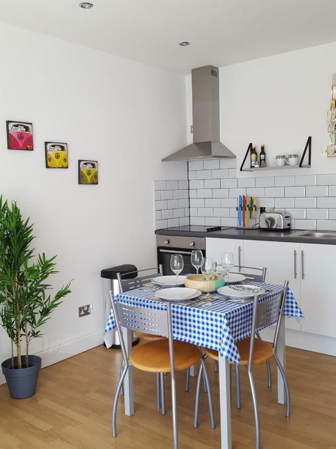 Boutique Apartment 5 Minutes From The Beach มาร์เกท ภายนอก รูปภาพ